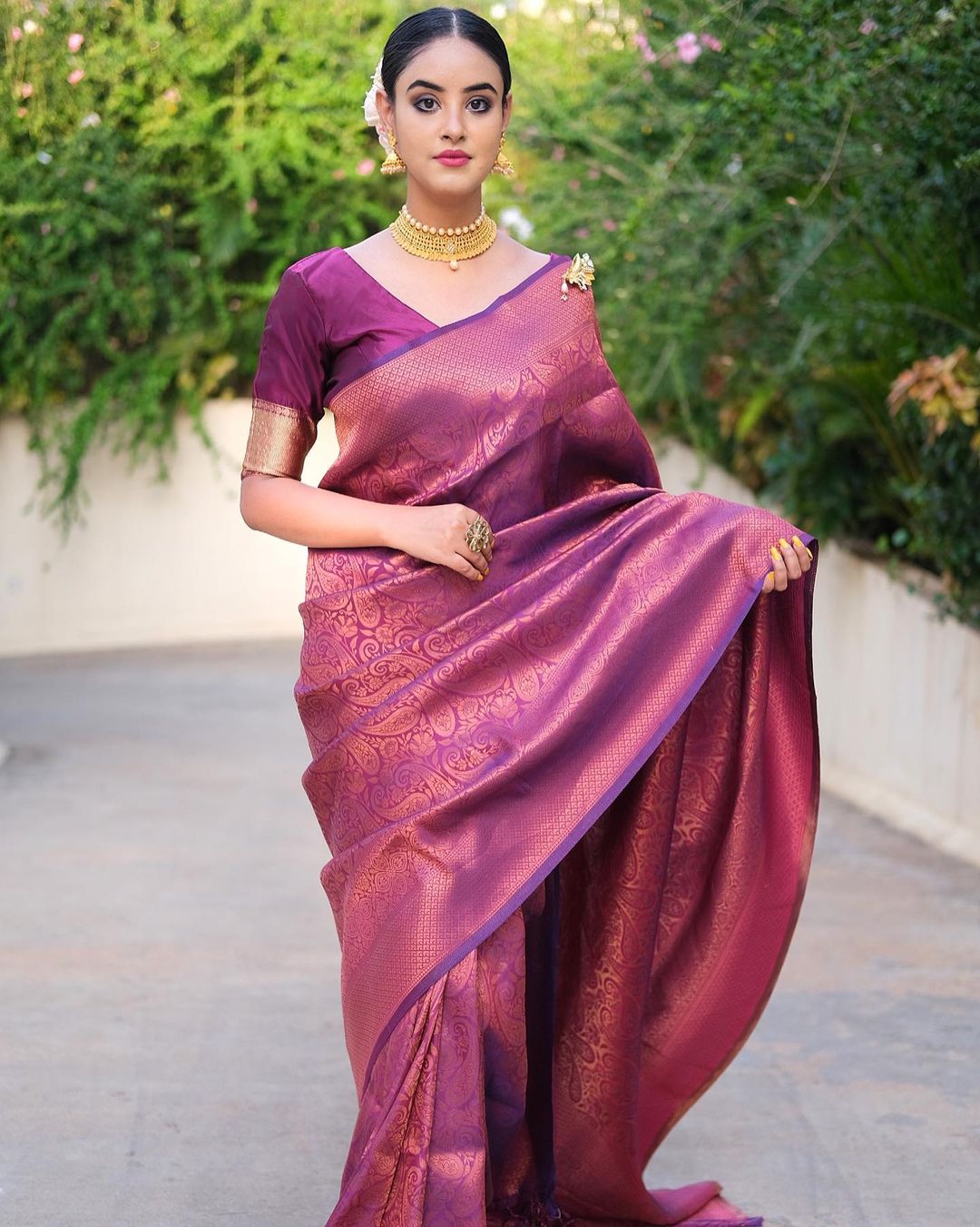 Incredible Pink Kanjivaram Silk Saree With Enchanting Blouse Piece