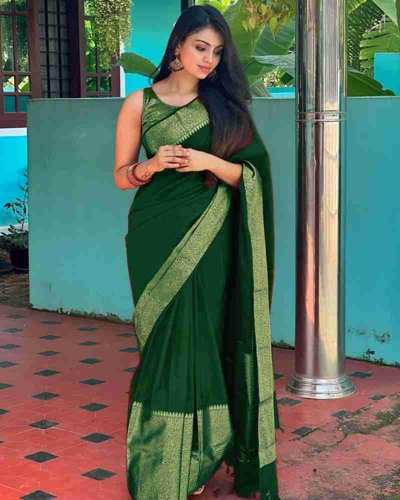 Winsome Green Soft Silk Saree With Expressive Blouse Piece