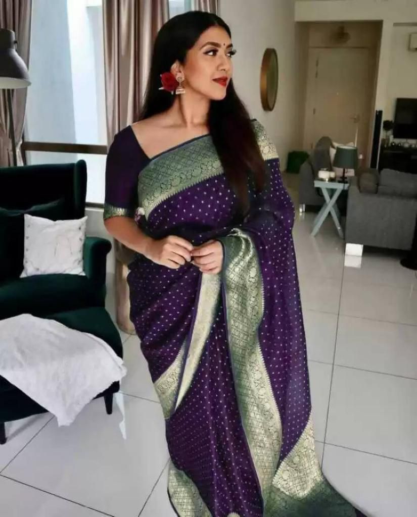 Transcendent Purple Soft Silk Saree With Flaunt Blouse Piece