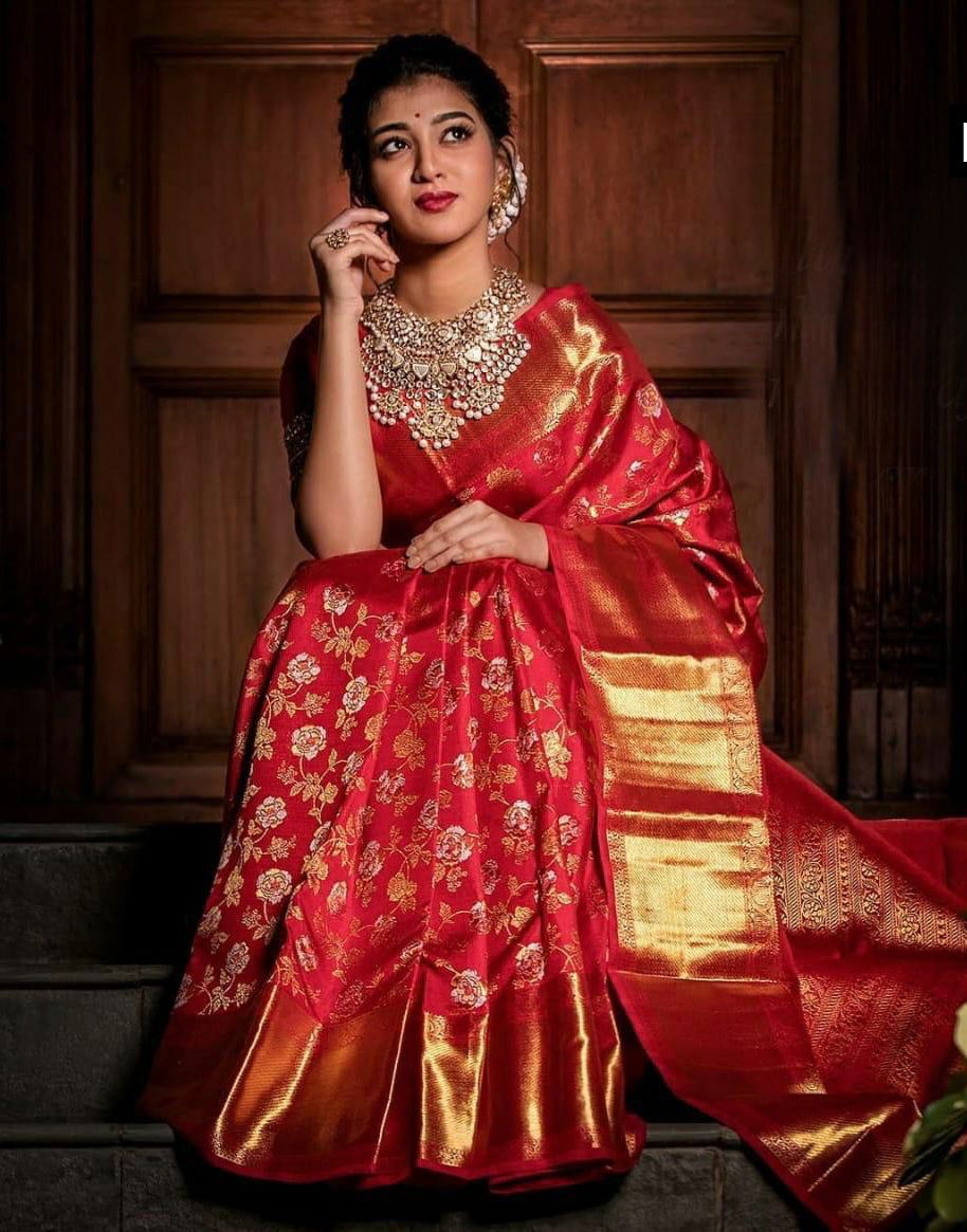 Polished Red Banarasi Silk Saree With Excellent Blouse Piece