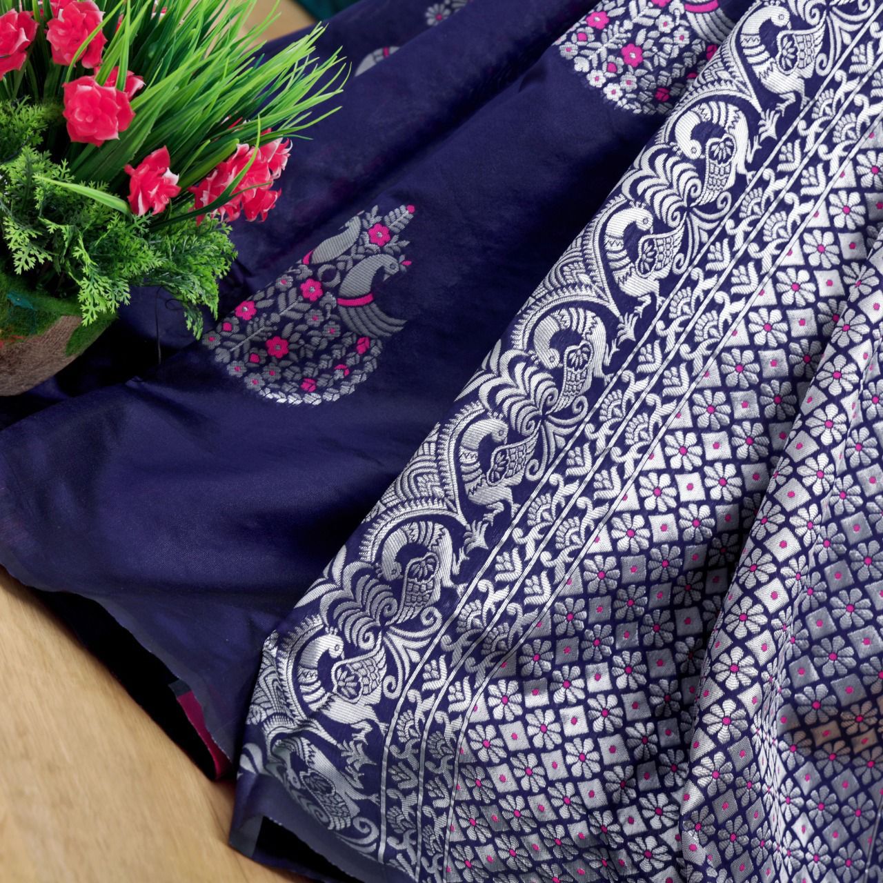 Exquisite Blue Banarasi Silk Saree With Enchanting Blouse Piece