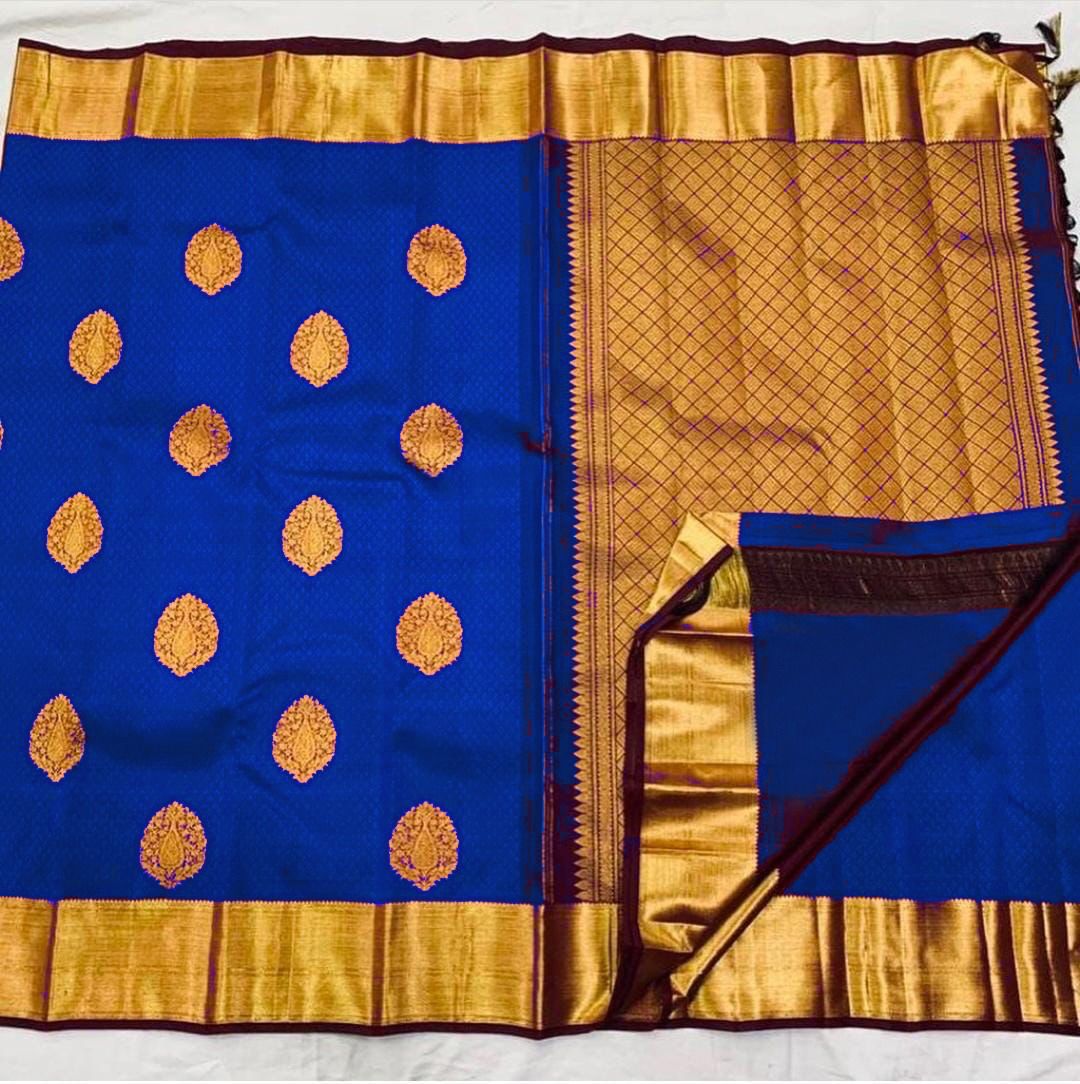 Luxurious Royal Blue Banarasi Silk Saree With Glamourous Blouse Piece
