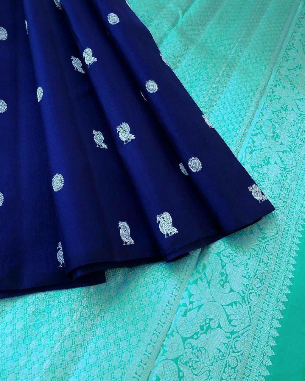 Aesthetic Blue Soft Silk Saree With Pretty Blouse Piece