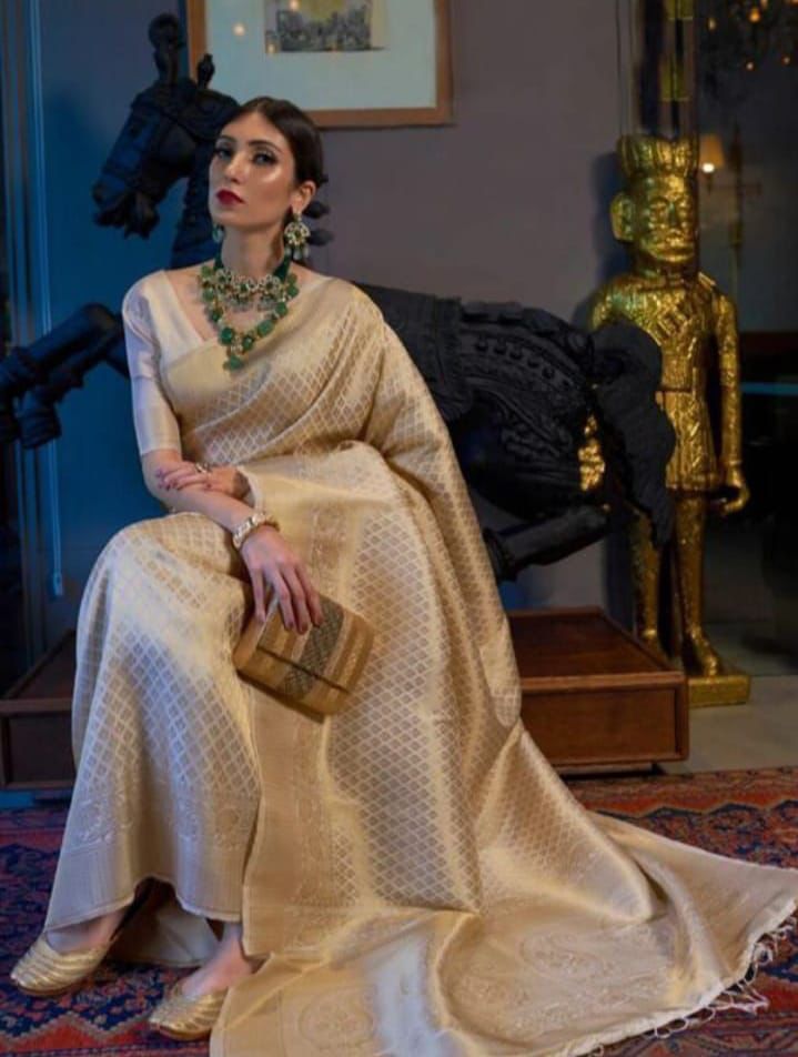 inspiring Beige Kanjivaram Silk Saree With Timeless Blouse Piece