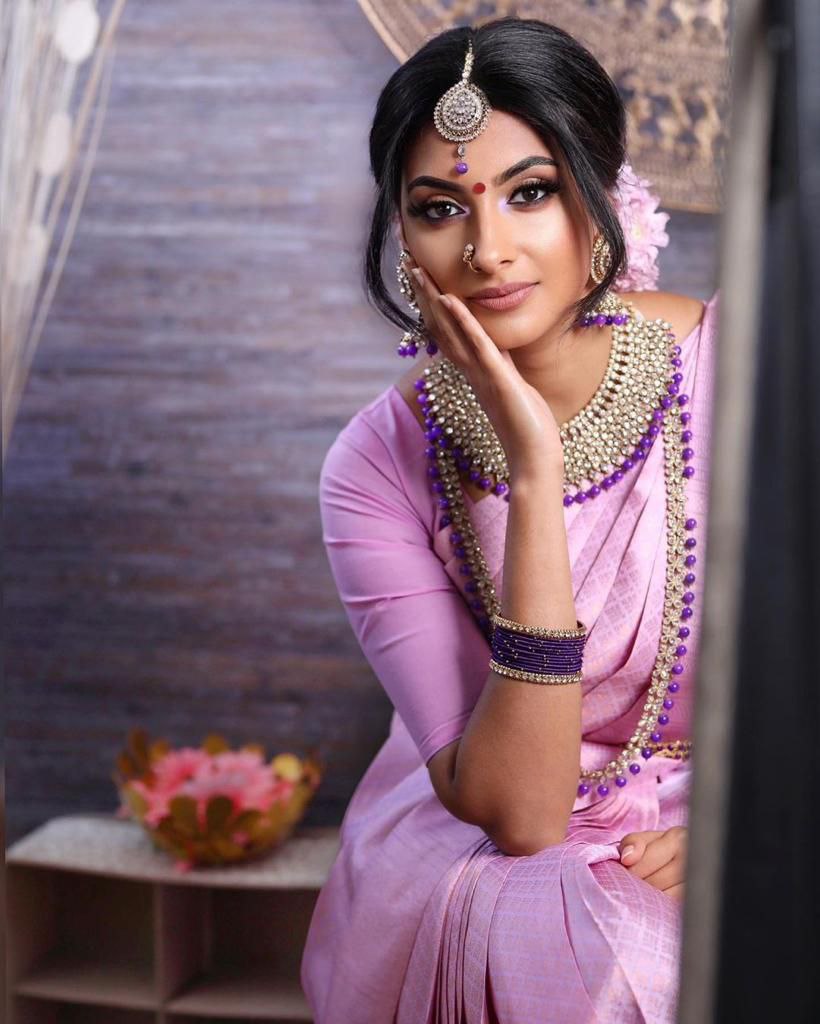 Virtuosity Pink Soft Silk Saree With Leisurely Blouse Piece