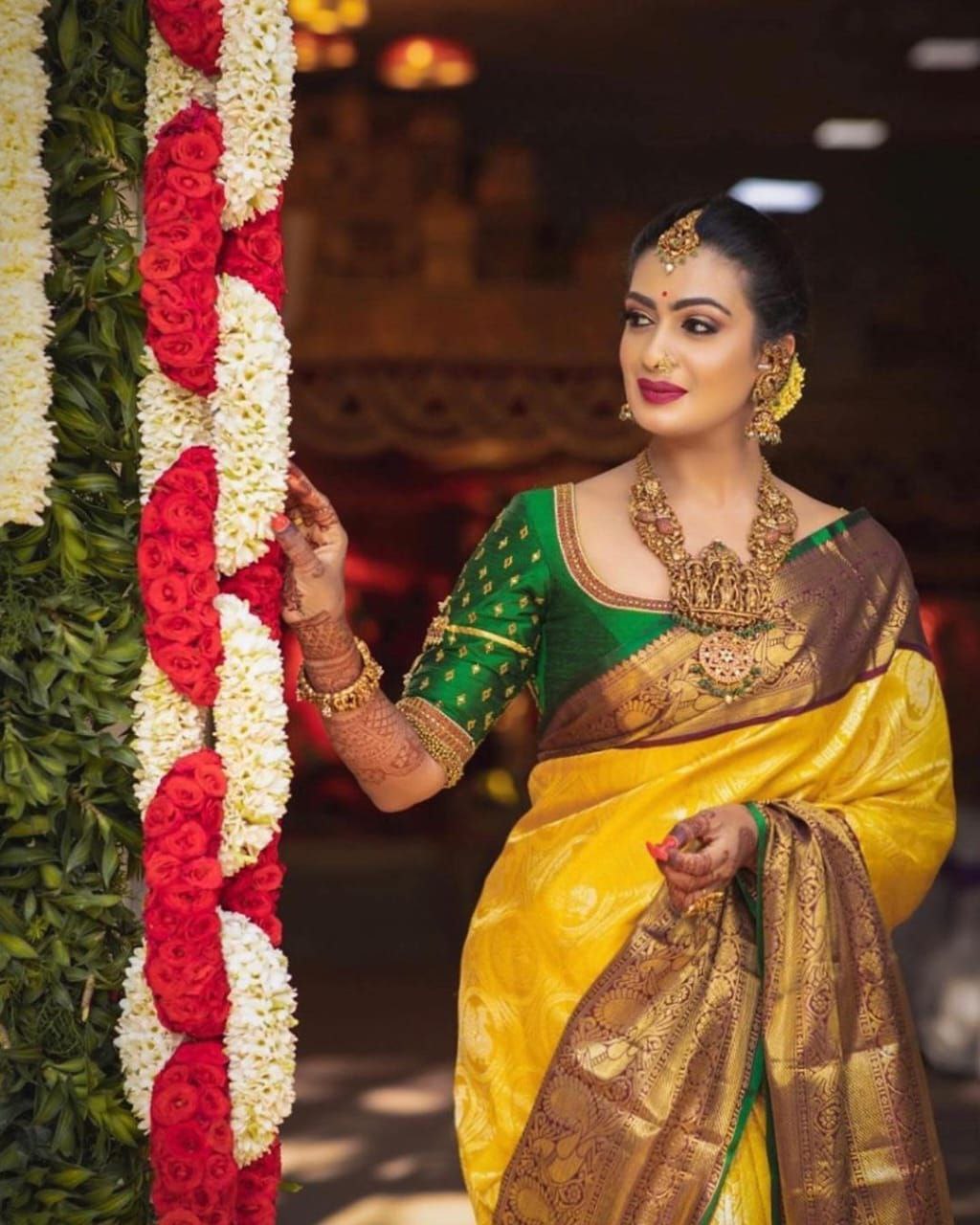 Tranquil Yellow Soft Silk Saree With Comforting Blouse Piece