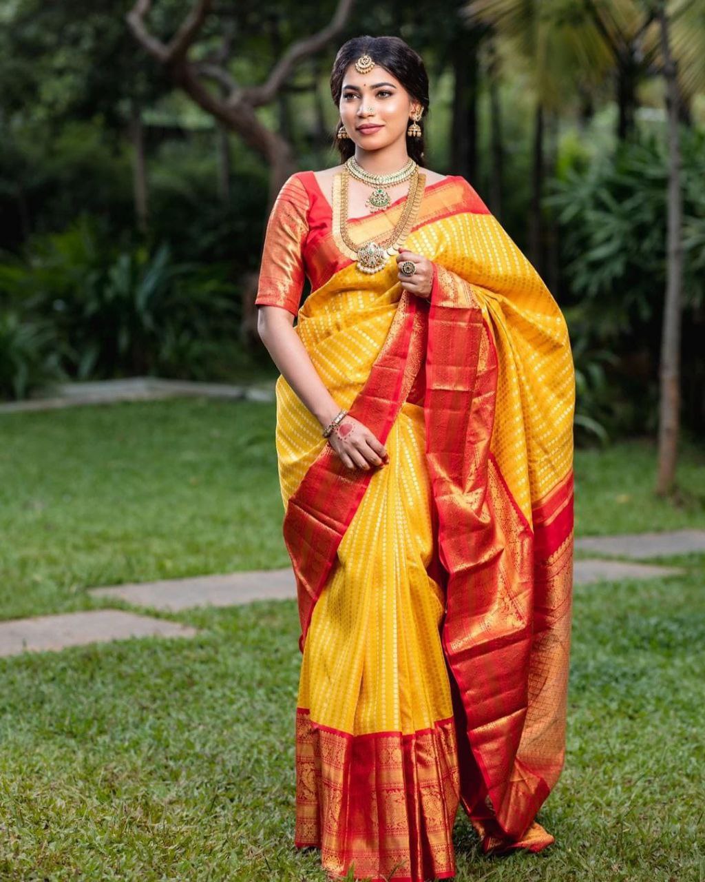 Soporific Yellow Soft Silk Saree With Therapeutic Blouse Piece