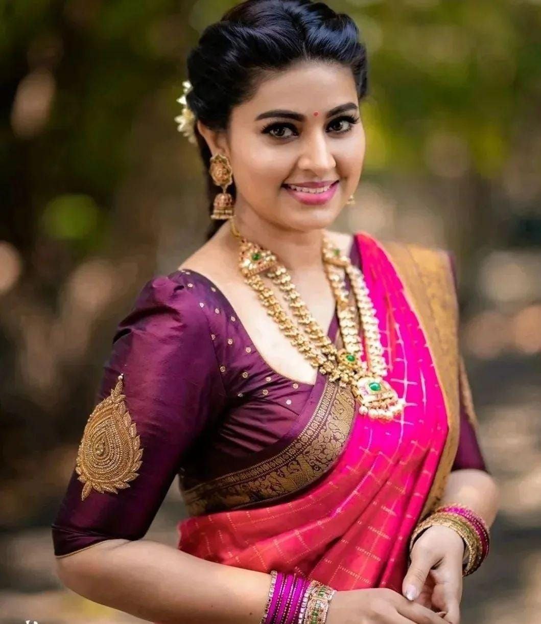 Unforgettable Pink Soft Silk Saree With Sparkling Blouse Piece