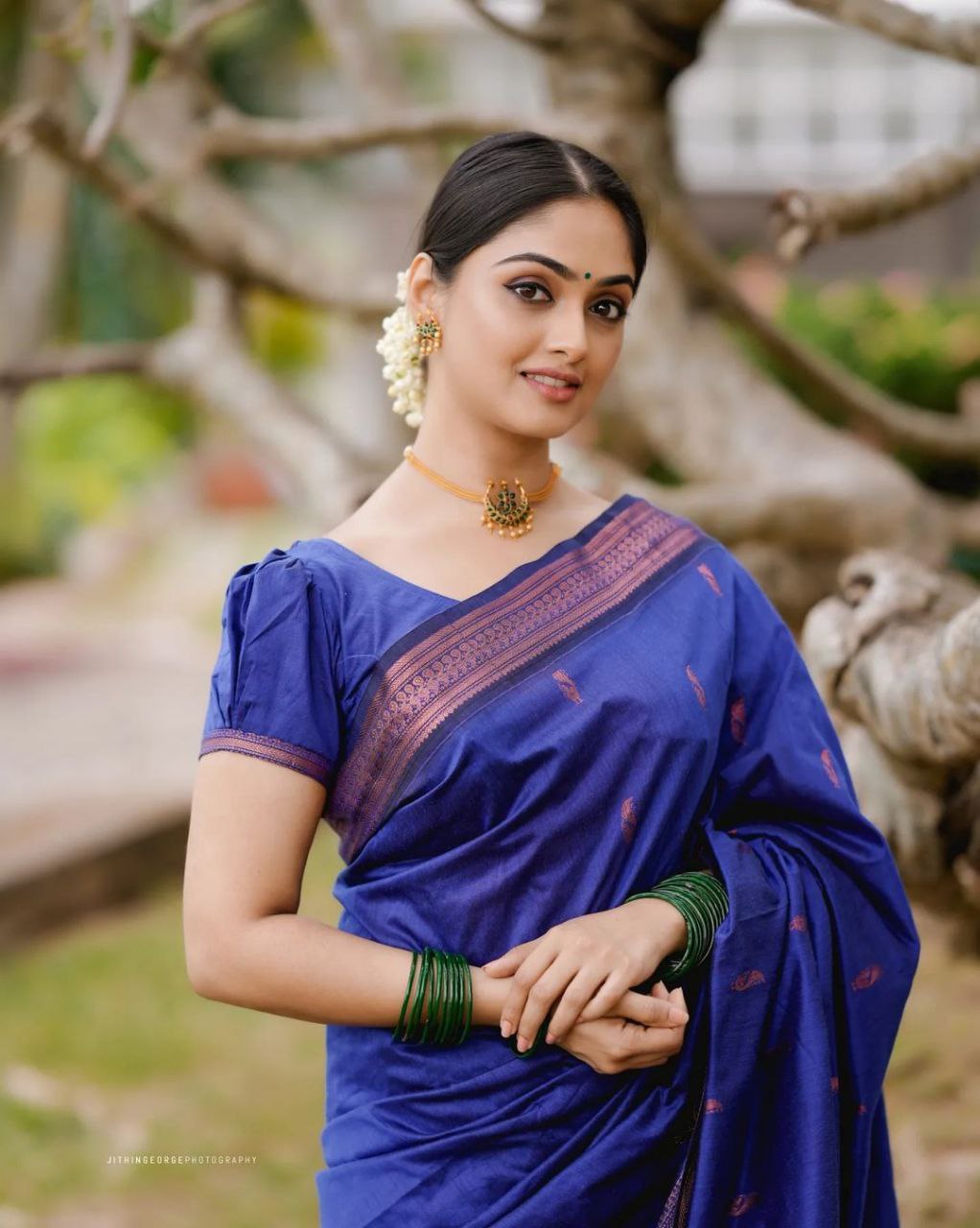 Winsome Blue Soft Silk Saree With Enamoring Blouse Piece