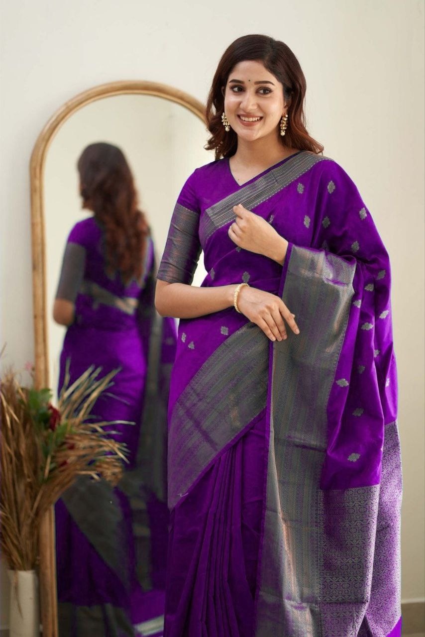 Winsomely Purple Soft Silk Saree With Enticing Blouse Piece