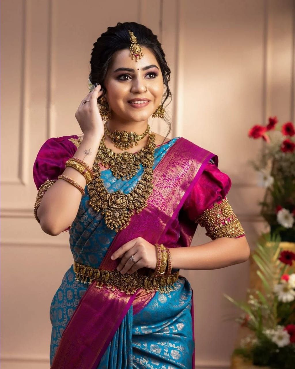 Spectacularly Firozi Soft Silk Saree With Pleasingly Blouse Piece