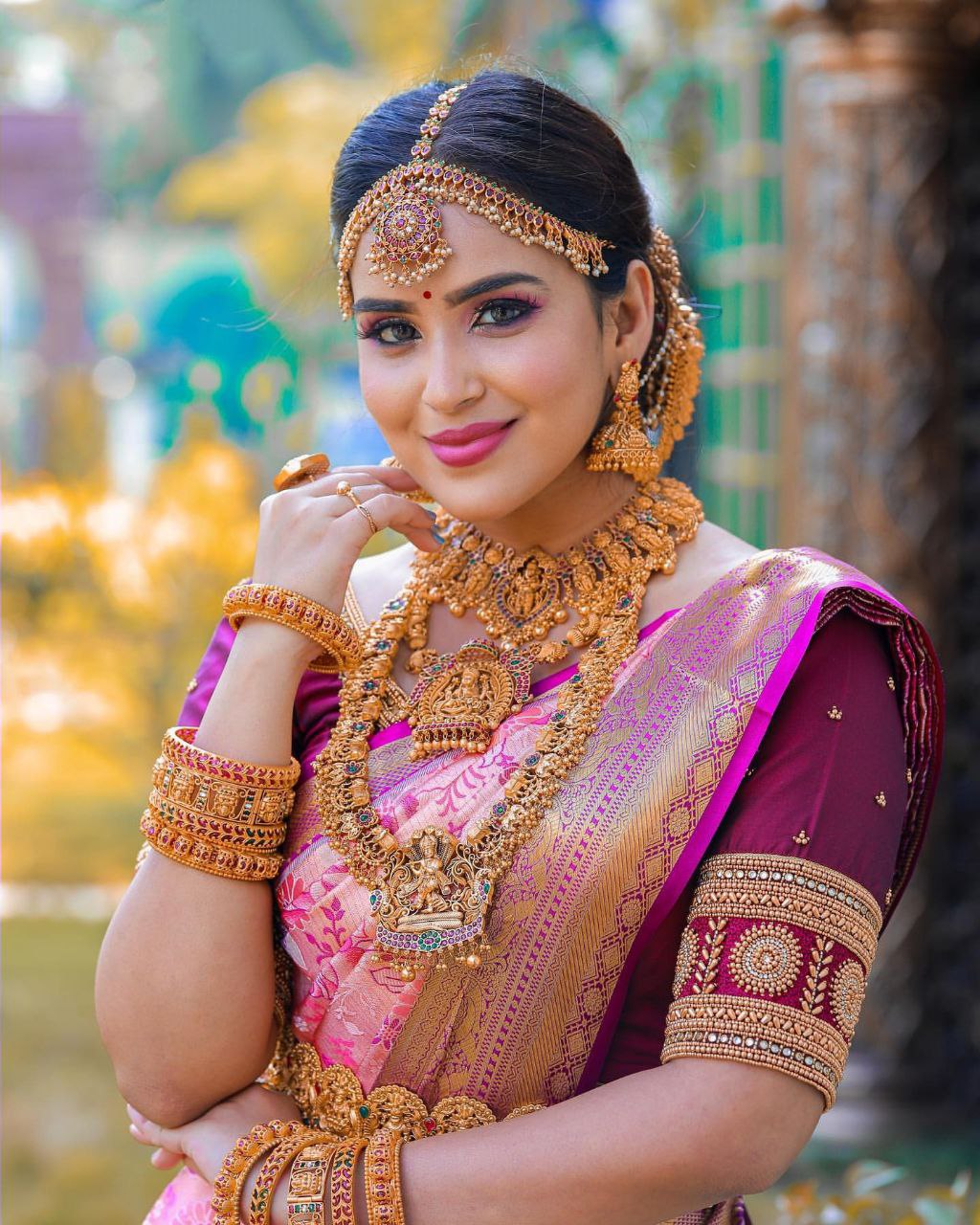 Tempting Peach Soft Silk Saree With Smashing Blouse Piece